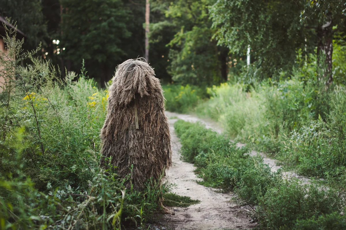 ghillie suit