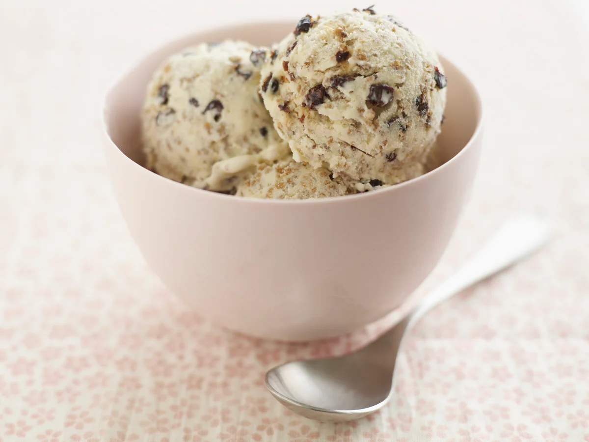 chocolate chip cookie dough ice cream