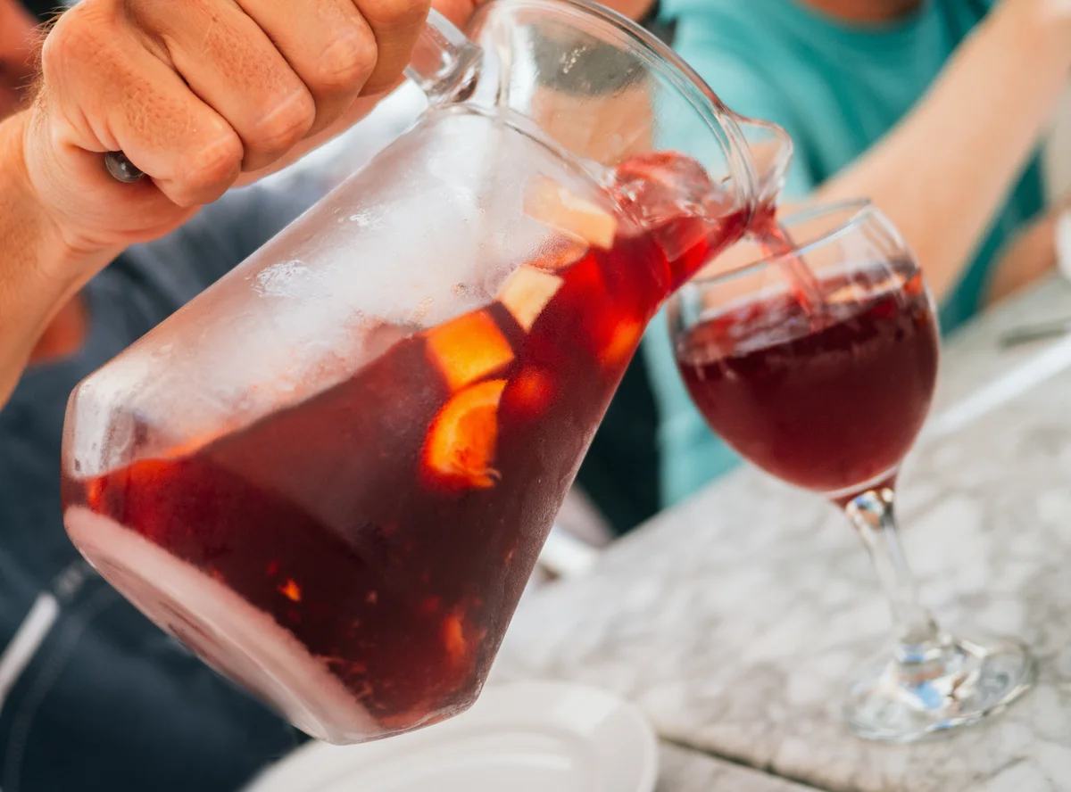 pouring sangria