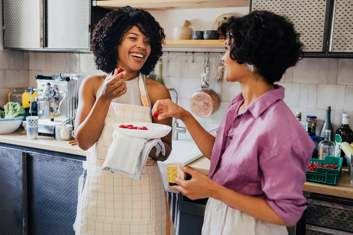 women cooking together