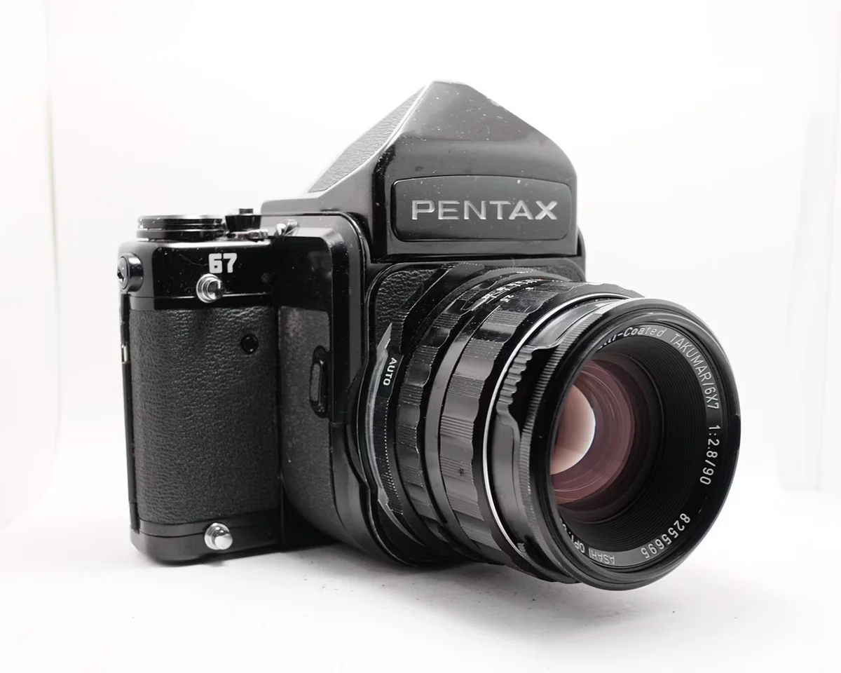 Pentax 6x7 67 - Medium Format Camera - Takumar 90mm f/2.8 Lens