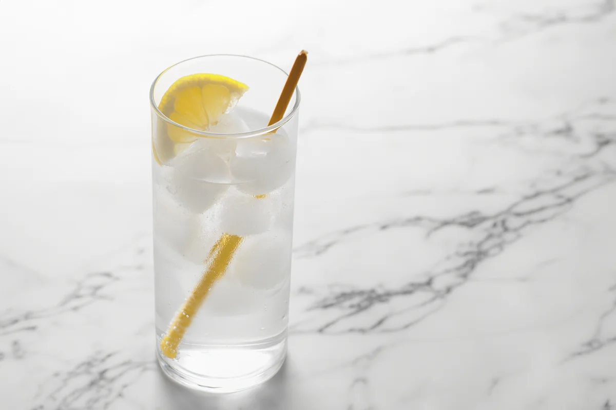 Gin and tonic