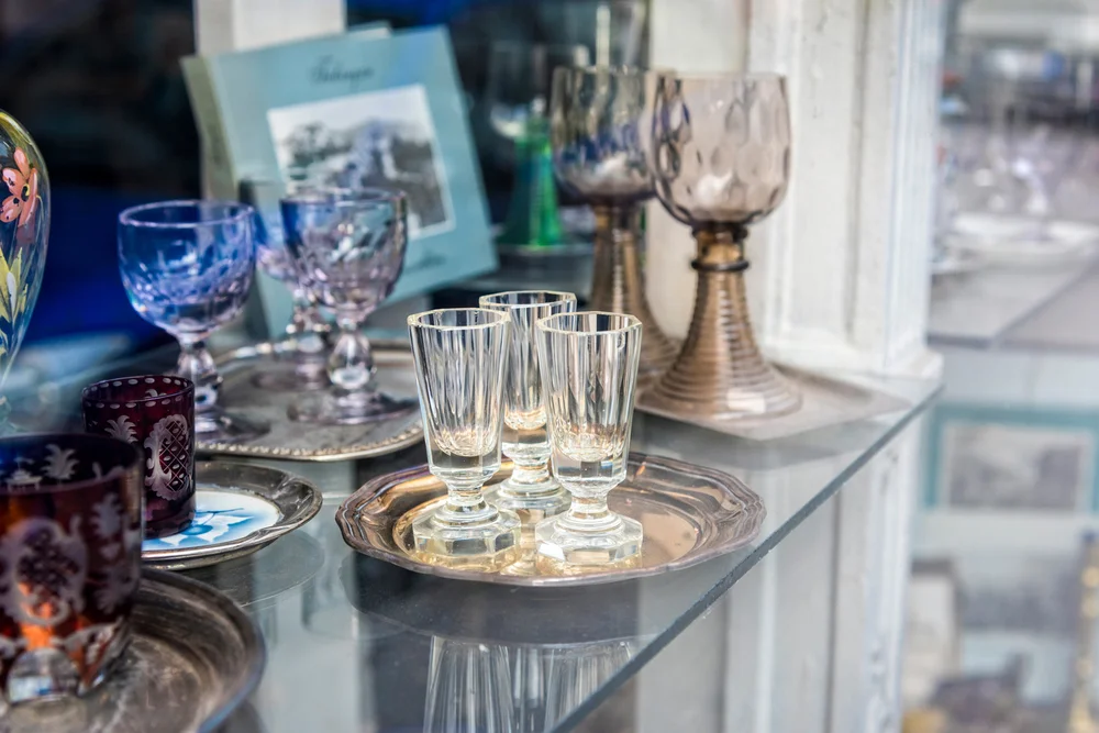 How Vintage Higgins Glass Broke Free From Traditional Standards