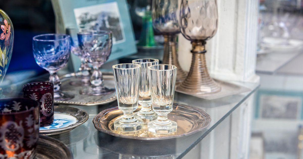 Vintage Fostoria Glass & the Patterns That Captivated America