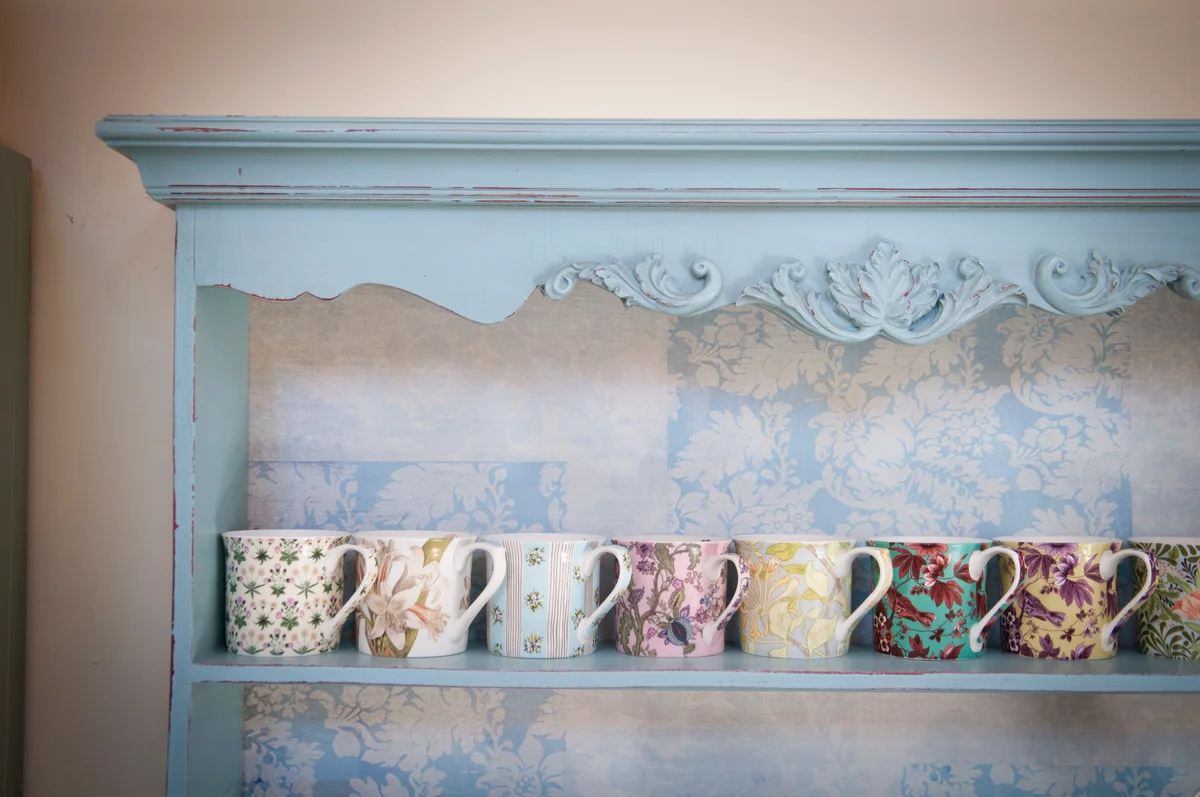 mugs
