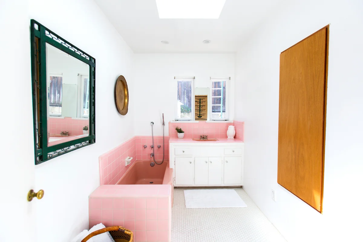pink bathroom