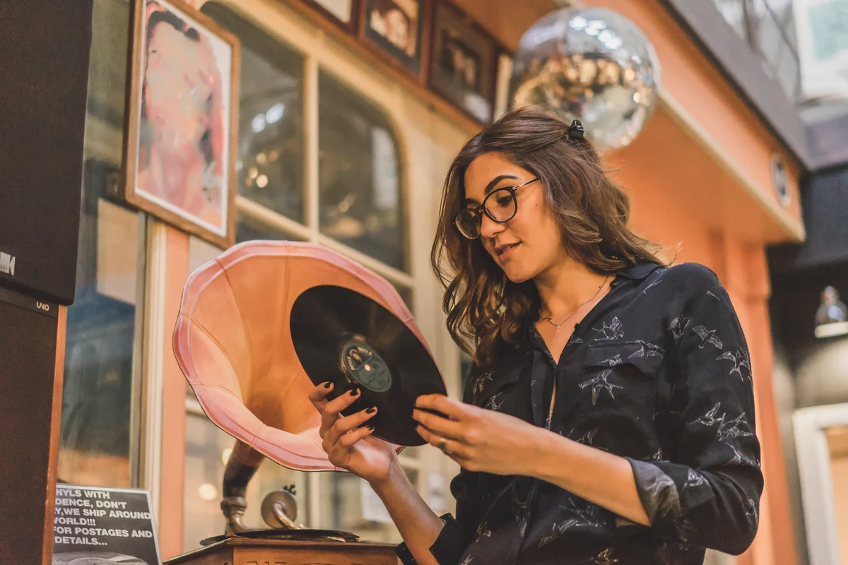 woman with victrola and record