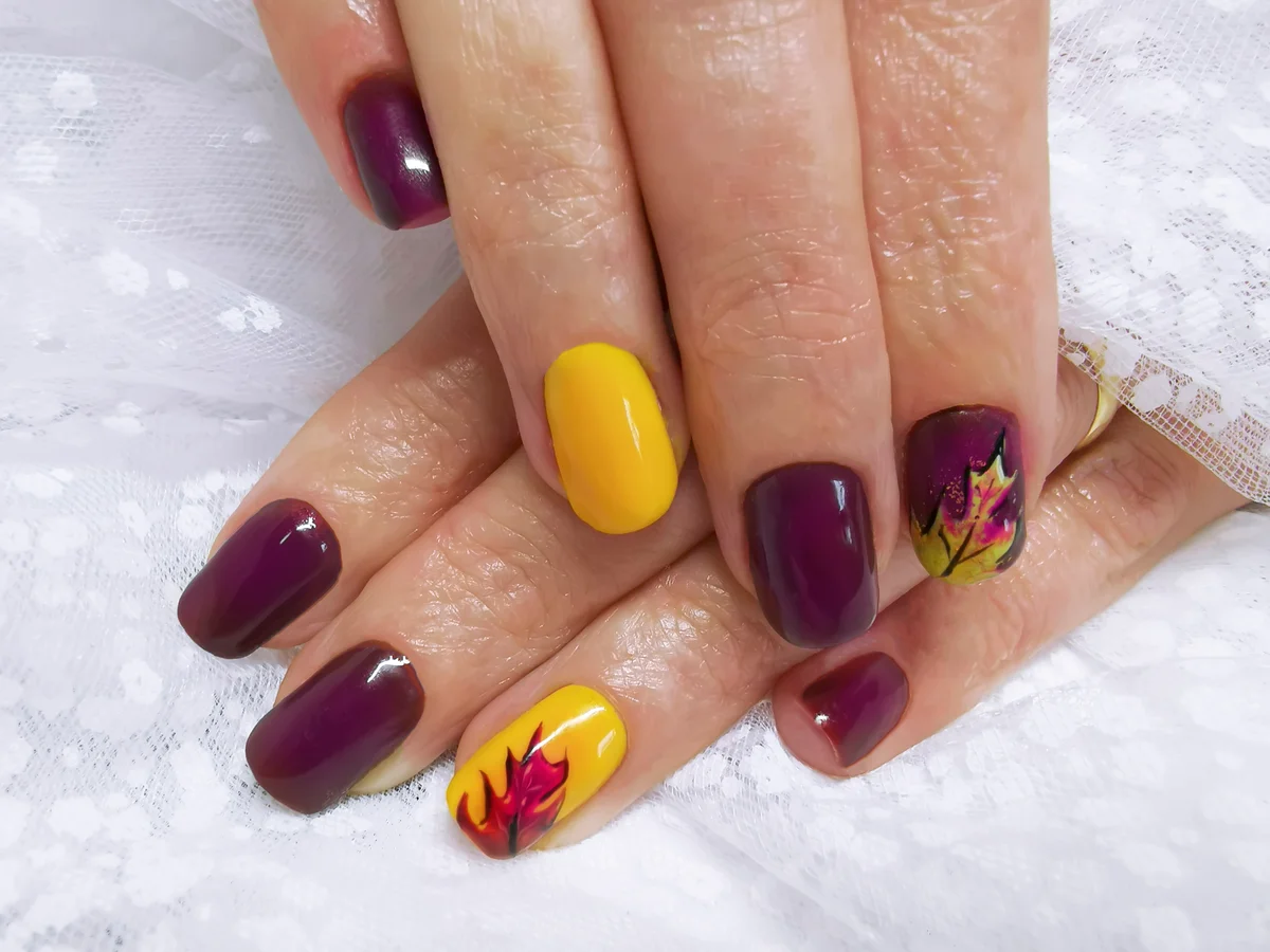 fall leaf nail art