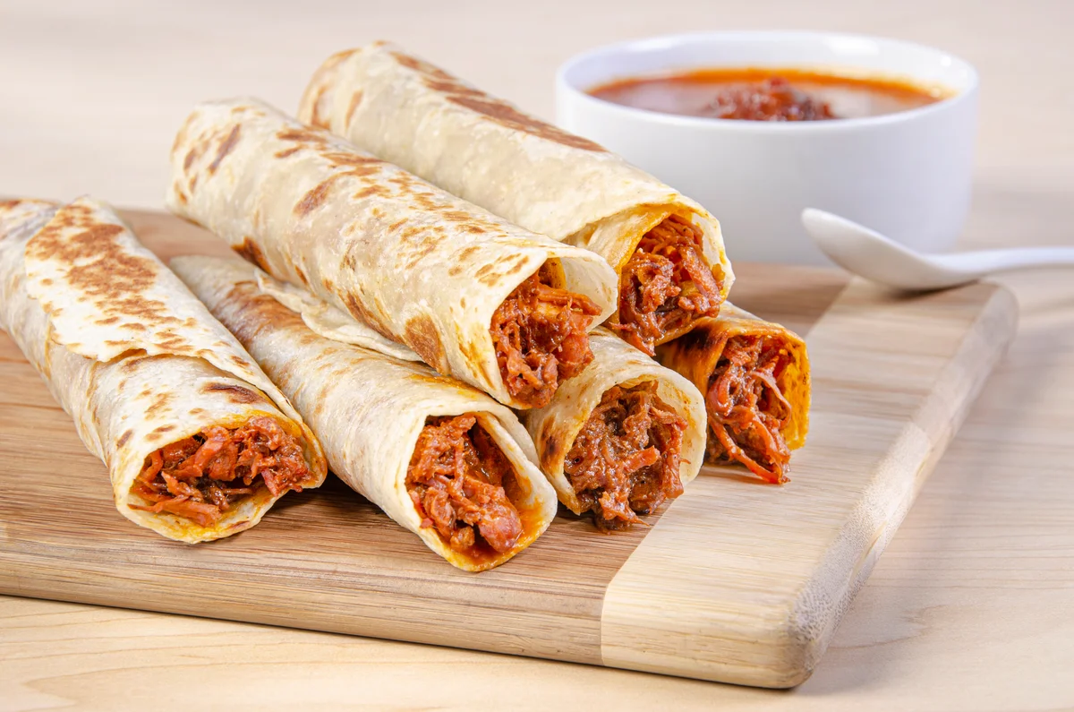 Pulled pork wraps