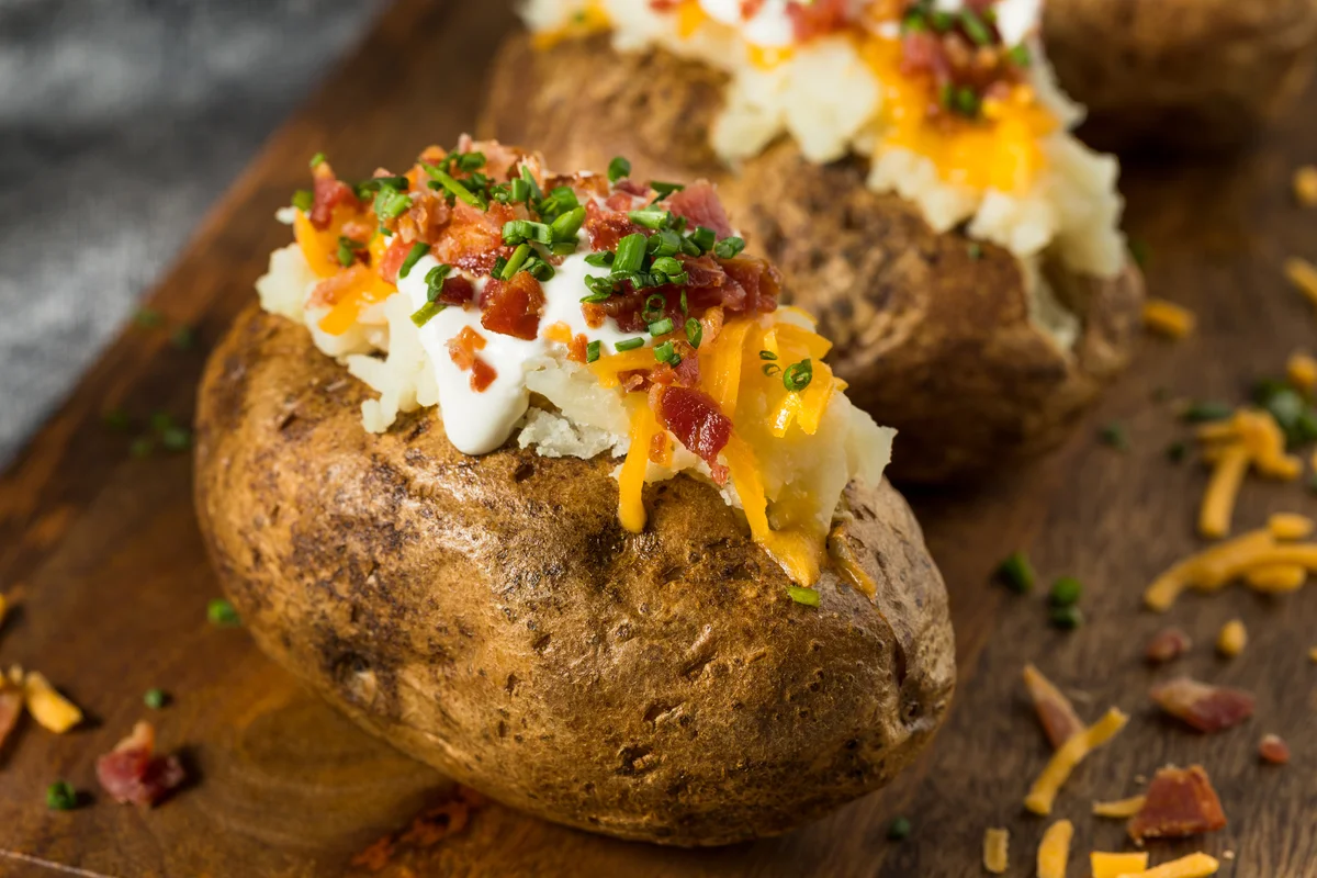 baked potato with pulled pork