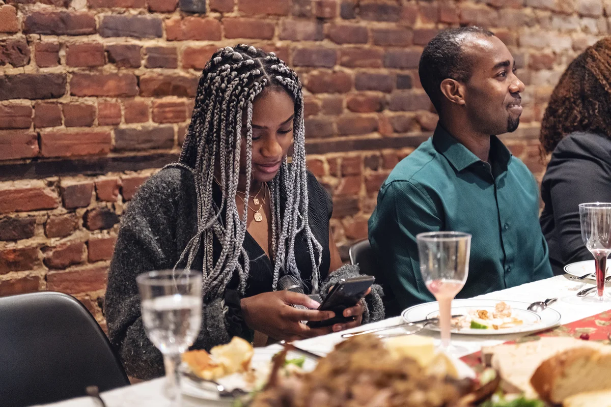 family having Thanksgiving dinner