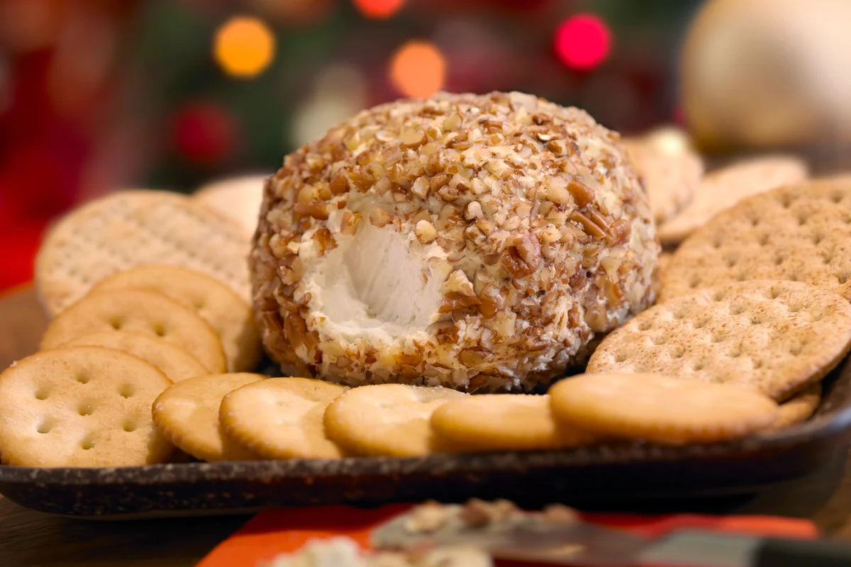 Cheese Ball with Crackers at Thanksgiving