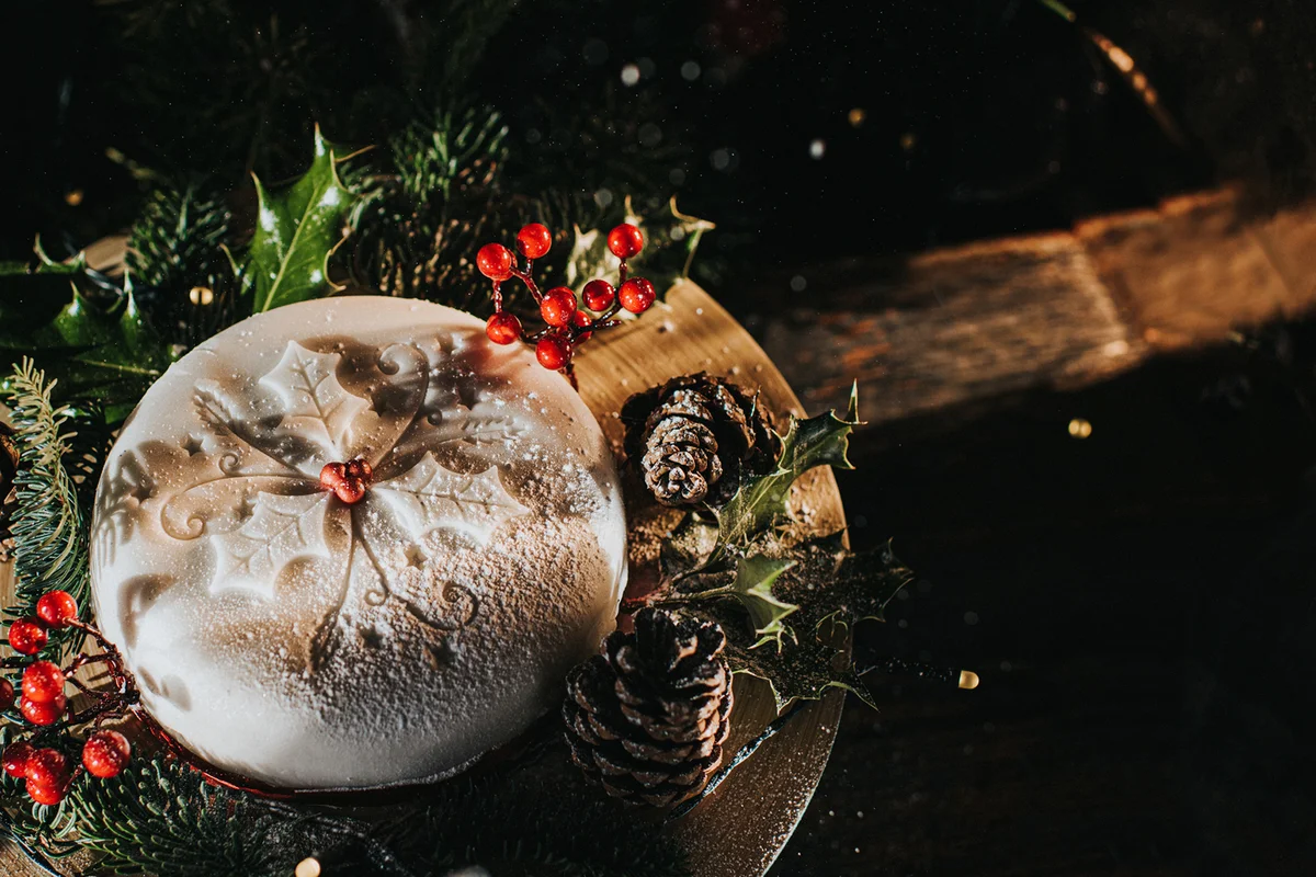 Traditional Luxury Iced Christmas Fruit Cake