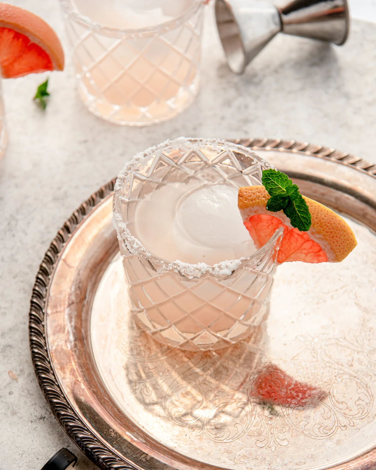 Grapefruit cocktail