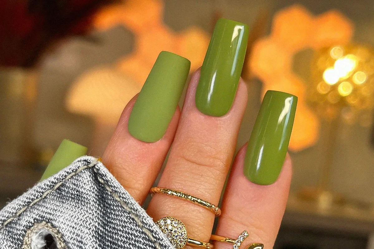 Pistachio: Nail Artist