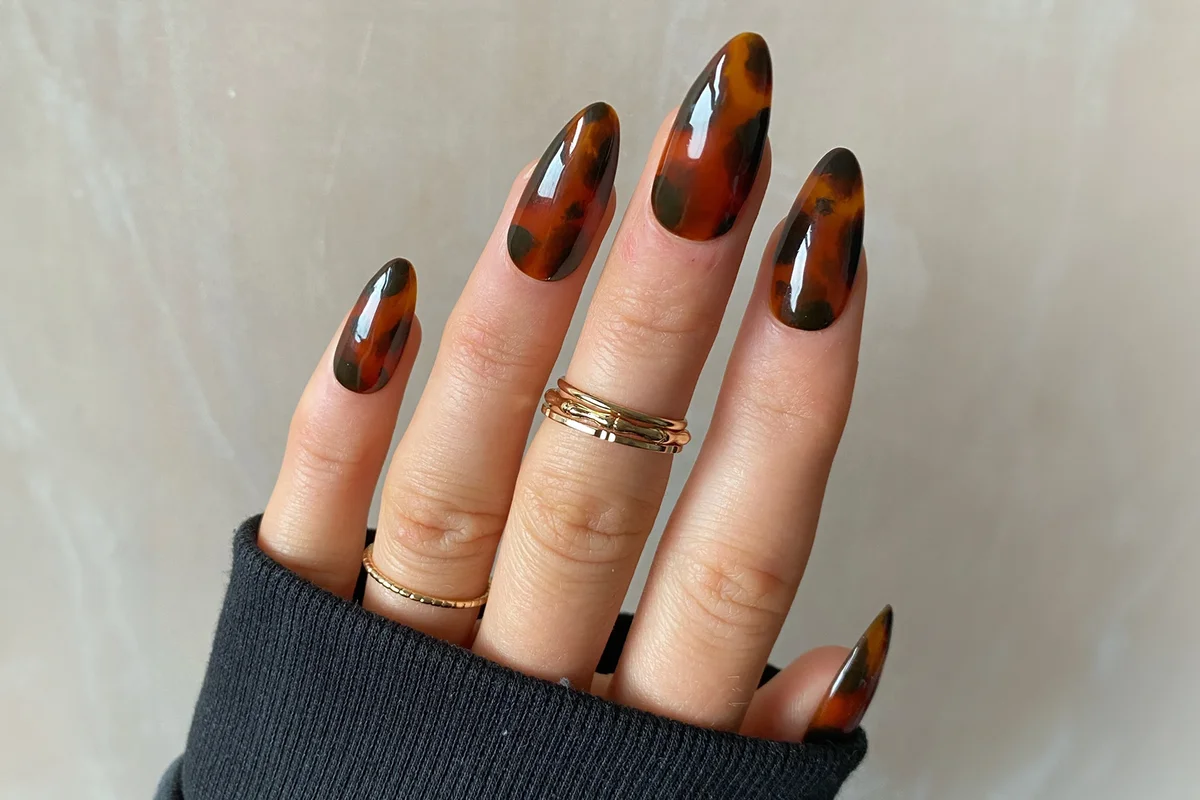 Tortie Custom Press On Nails