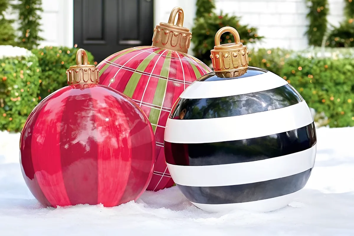 Giant Christmas Ornament Decoration for Outdoors Inflatable