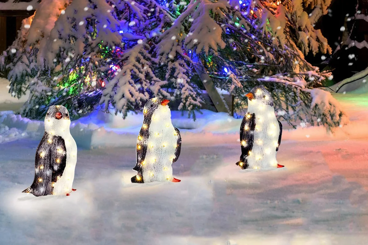 Lighted Penguin Christmas Decor Set of 3Metal Penguin Stake