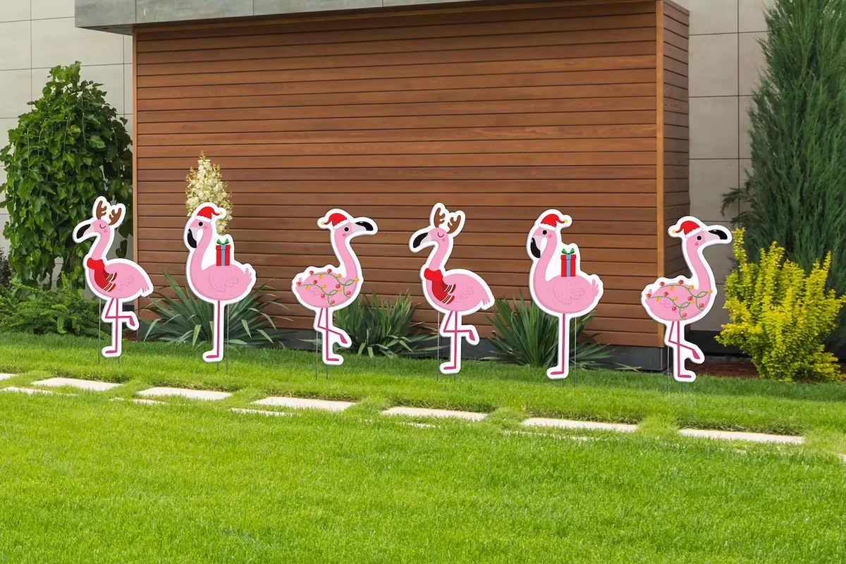 Set of 12 Christmas Flamingo Décor Tropical Winter