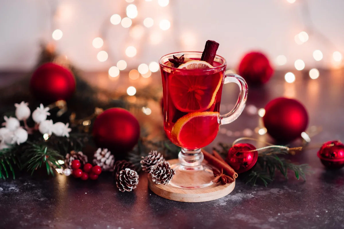 warm & cranmerry mocktail