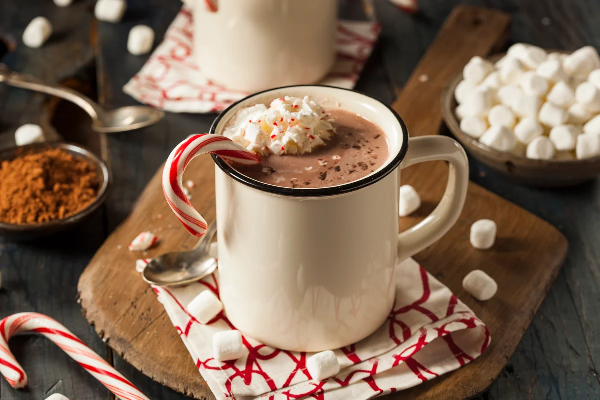 hot chocolate with peppermint