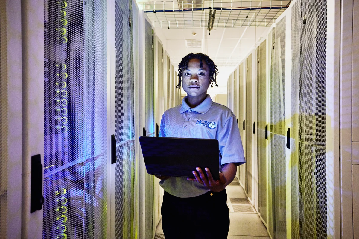 IT worker at a server farm
