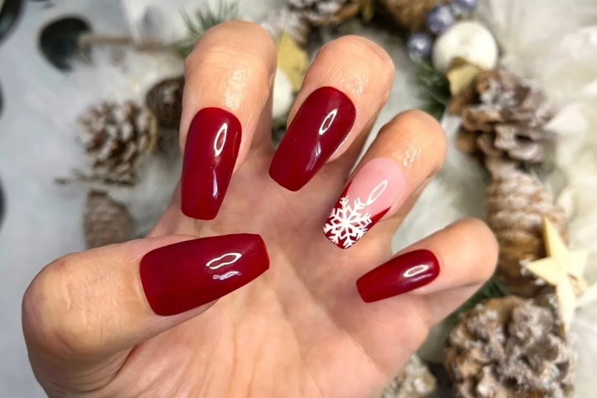 Christmas Press on Nails