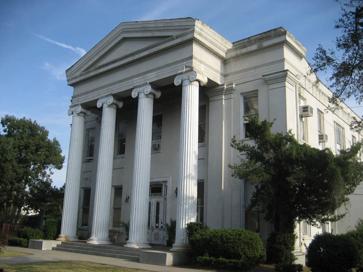Old town hall building from when the Carrollton section was a seperate city, now a school.