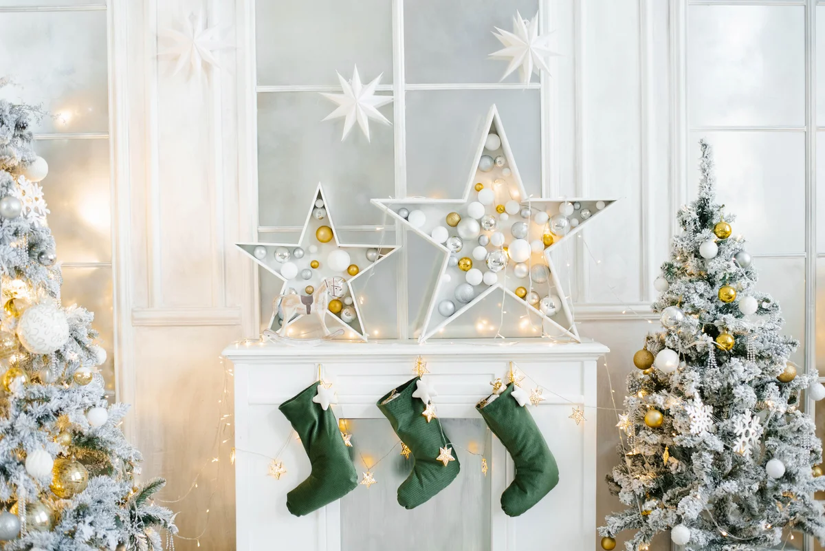 holiday mantel with green stockings