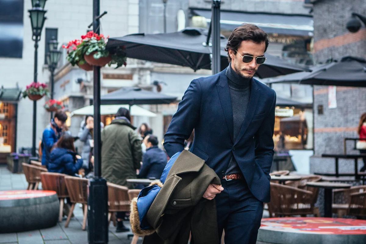 Man wearing a blue suit without tie