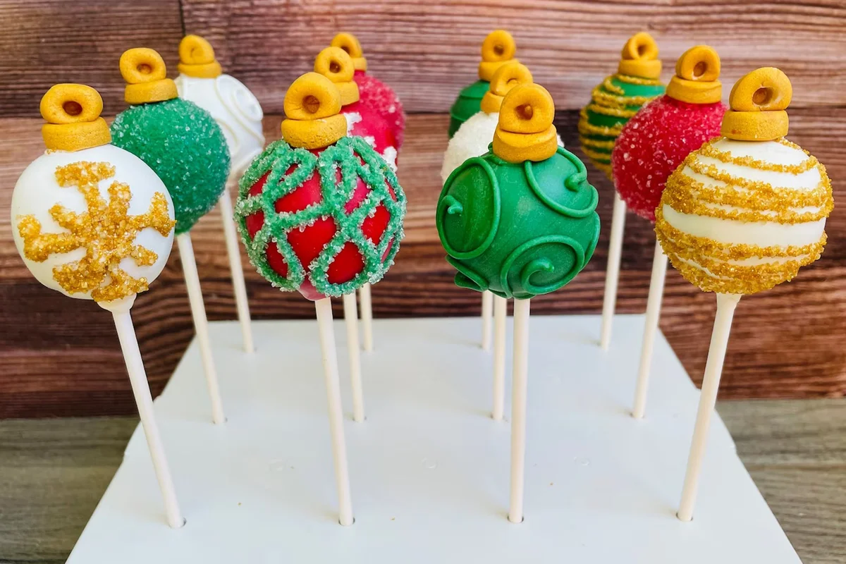 Christmas Ornament Cake Pops