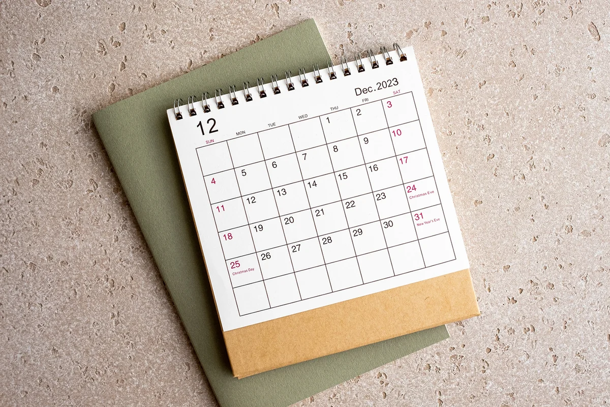 December 2022 desk calendar