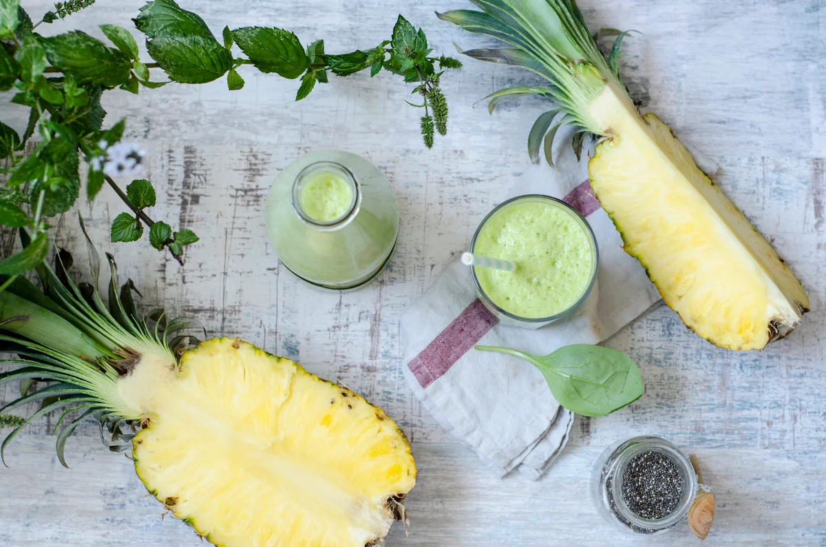 pineapple mojito green smoothie