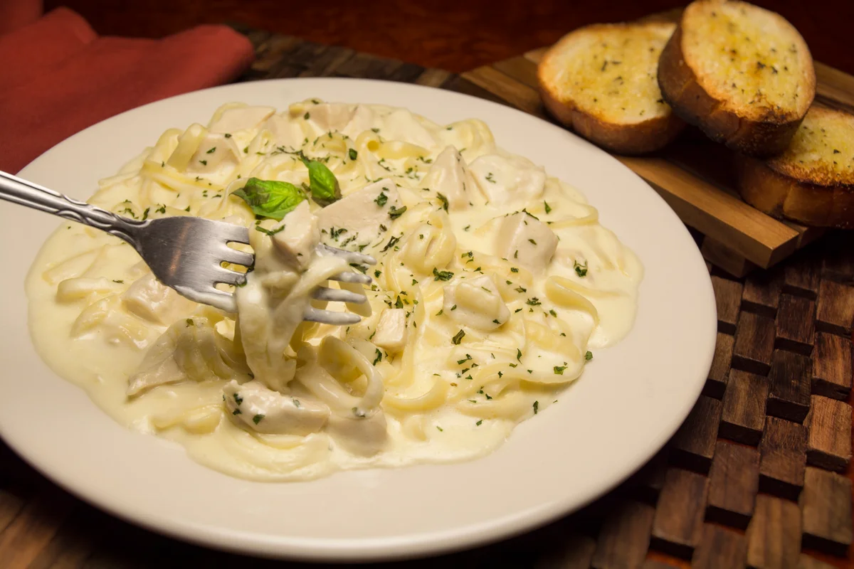 pasta with cream sauce