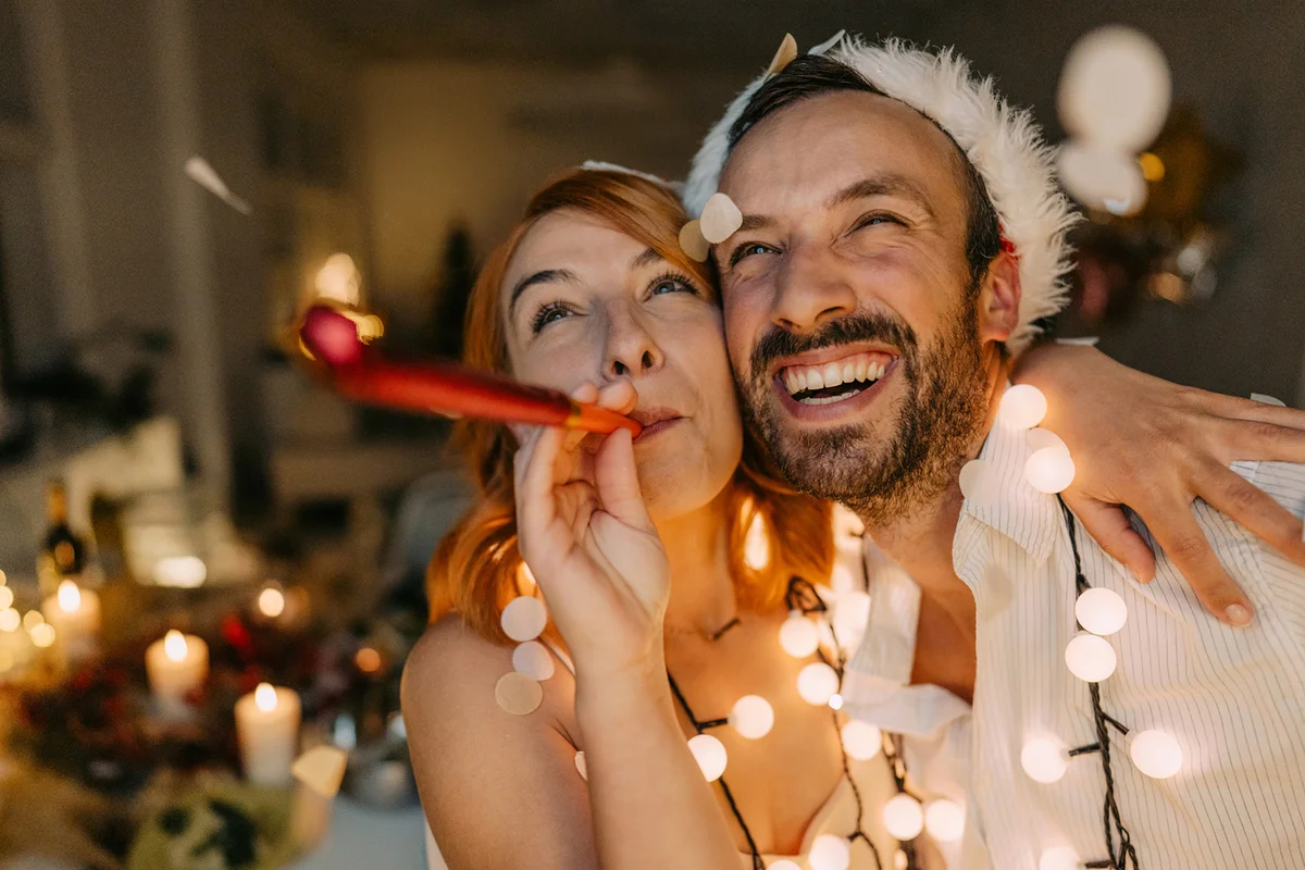 Photo of young couple on New Year's Eve