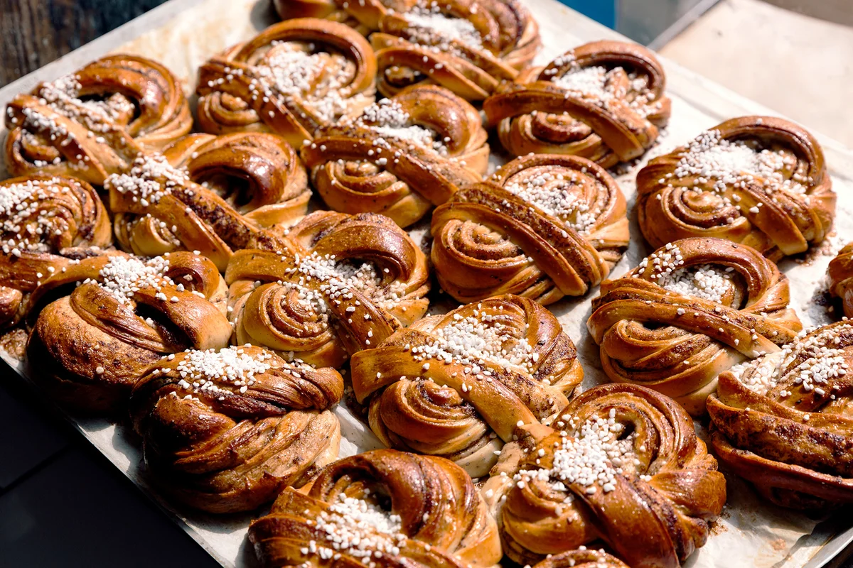 Freshly baked traditional Swedish cinnamon buns (Kanelbullar)