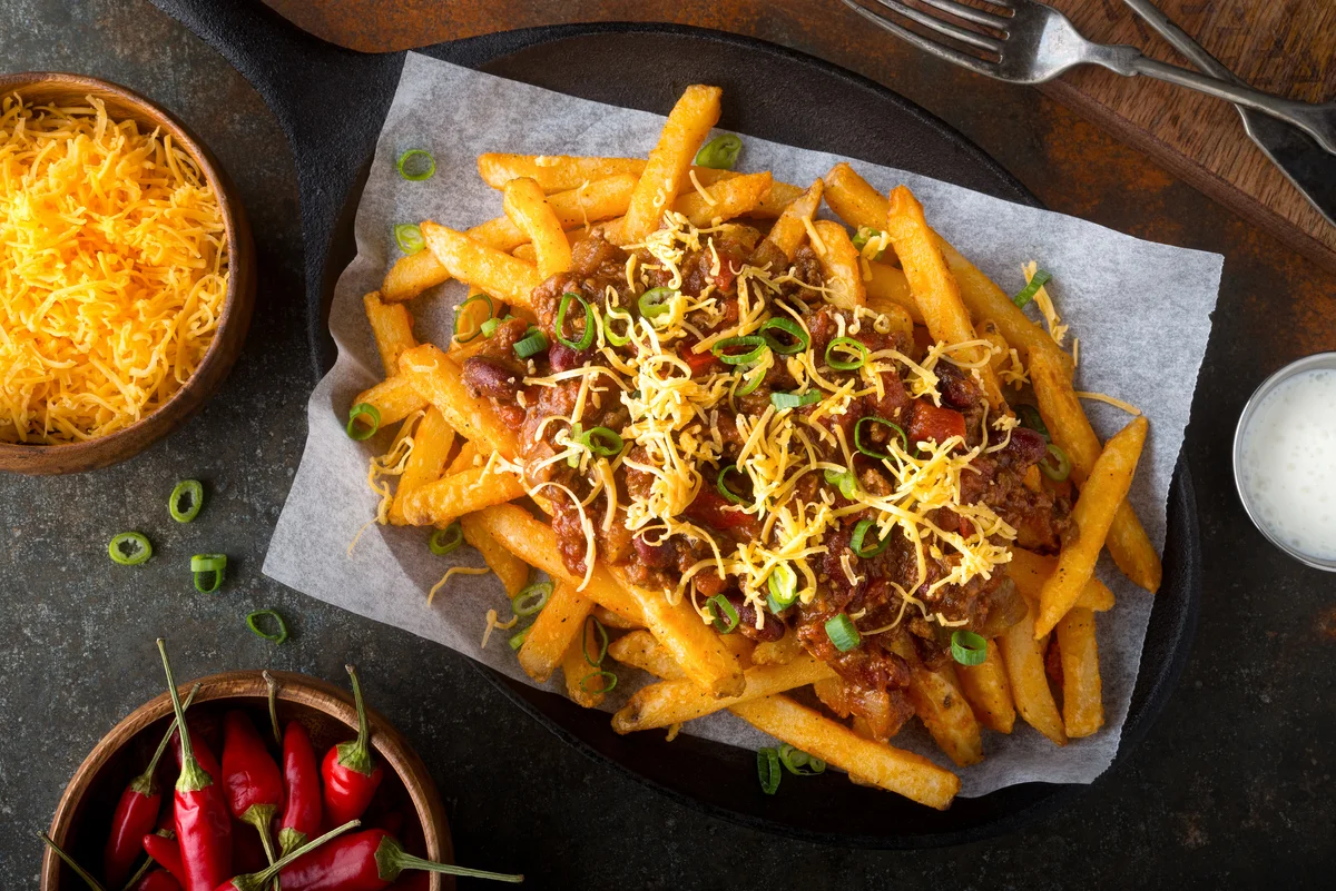 chili cheese fries