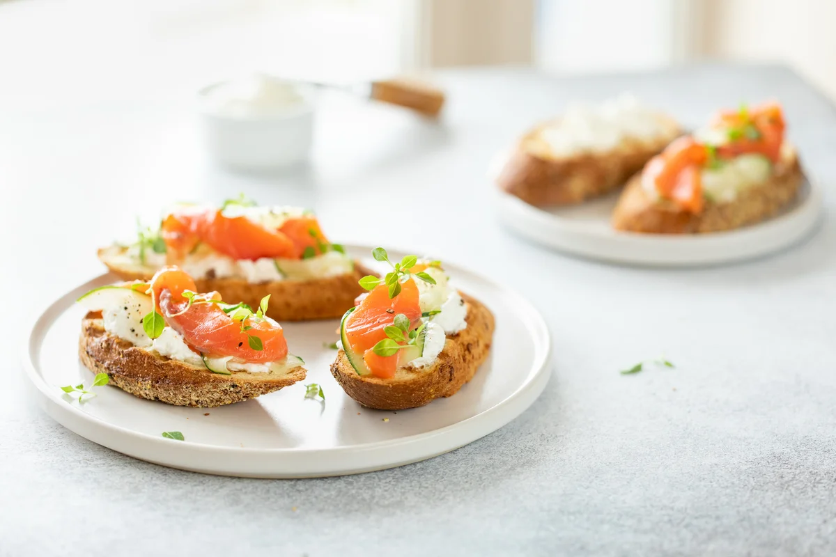 salmon canapes