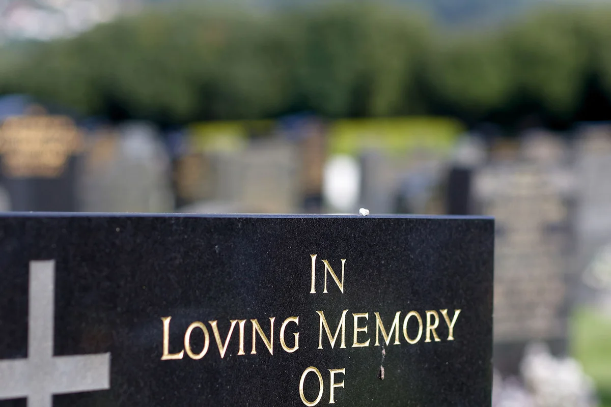 In loving memory gravestone inscription