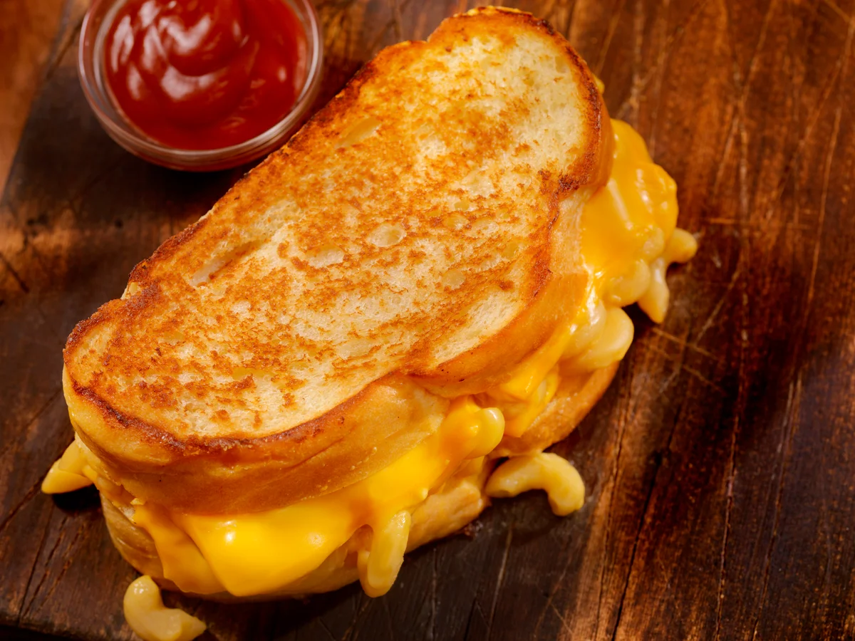 grilled mac n' cheese
