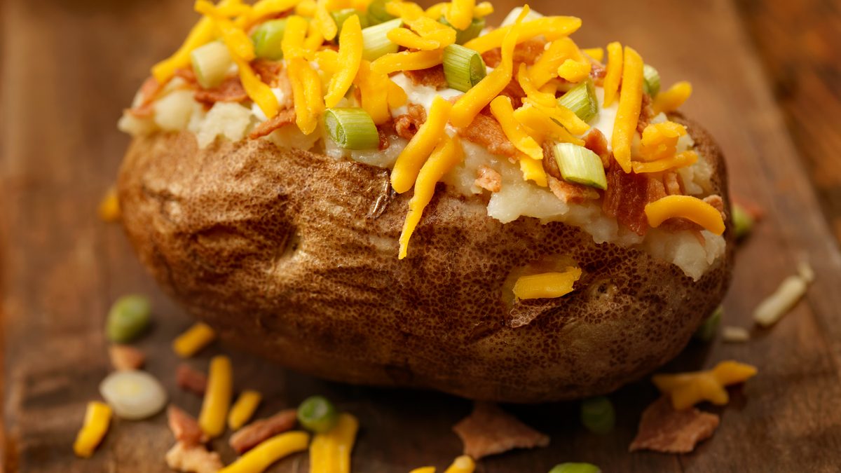 How to Make Steakhouse-Worthy Baked Potatoes in the Oven