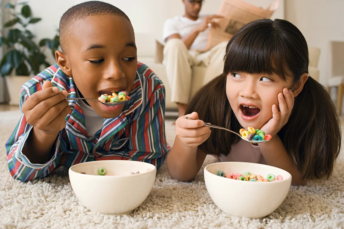 kids eating cereal