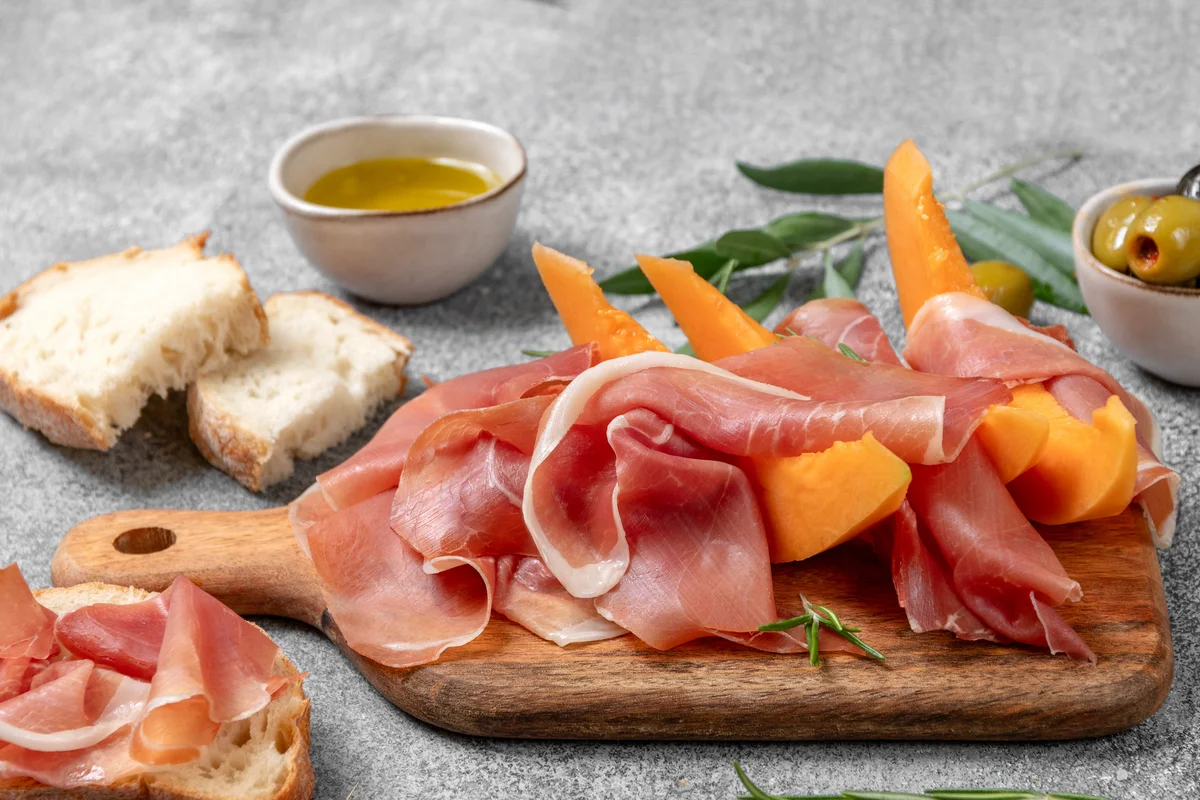 ham and cantaloupe