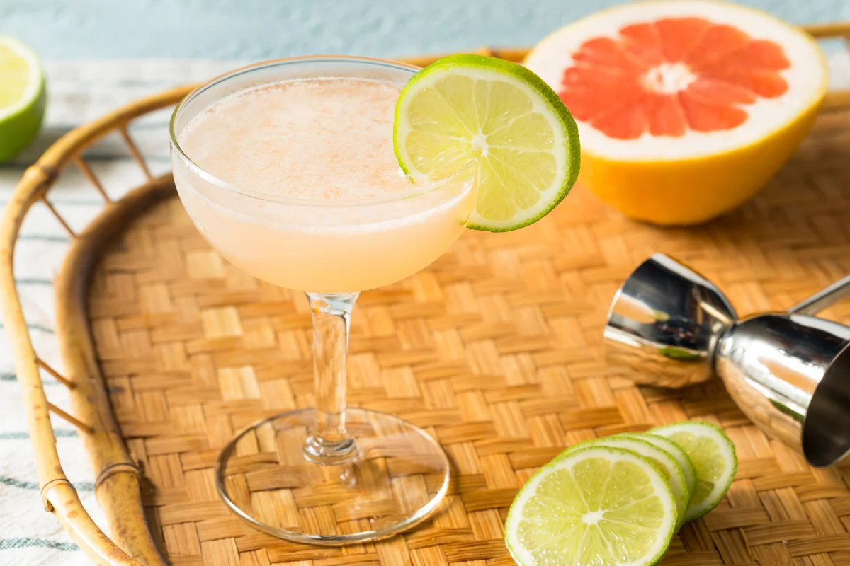 Daiquiri with Lime and Grapefruit