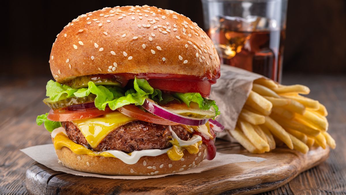 Tips & Recipes to Cook the Best Darn Burger You've Ever Tasted