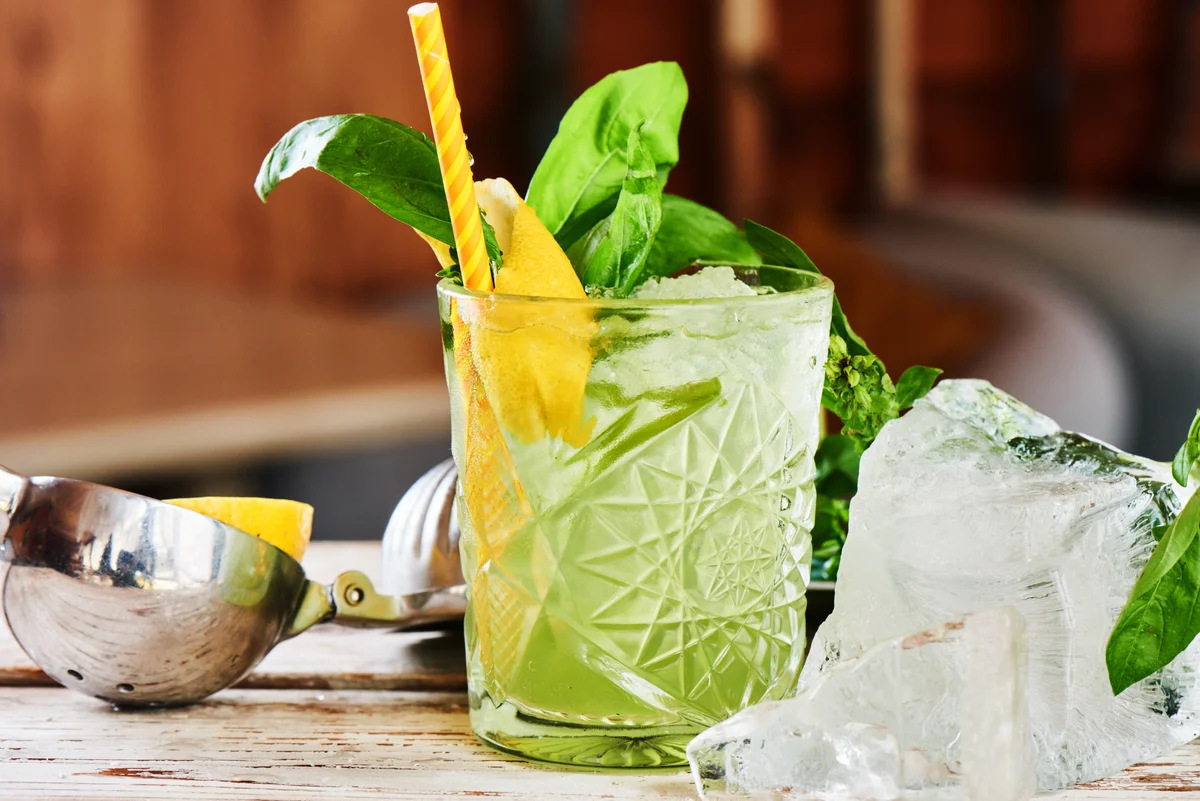 basil smash cocktail