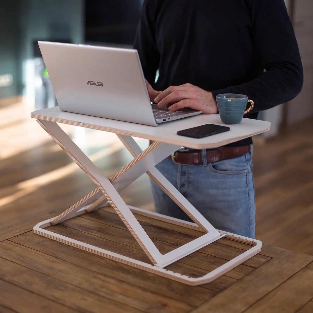 Standing desk converter