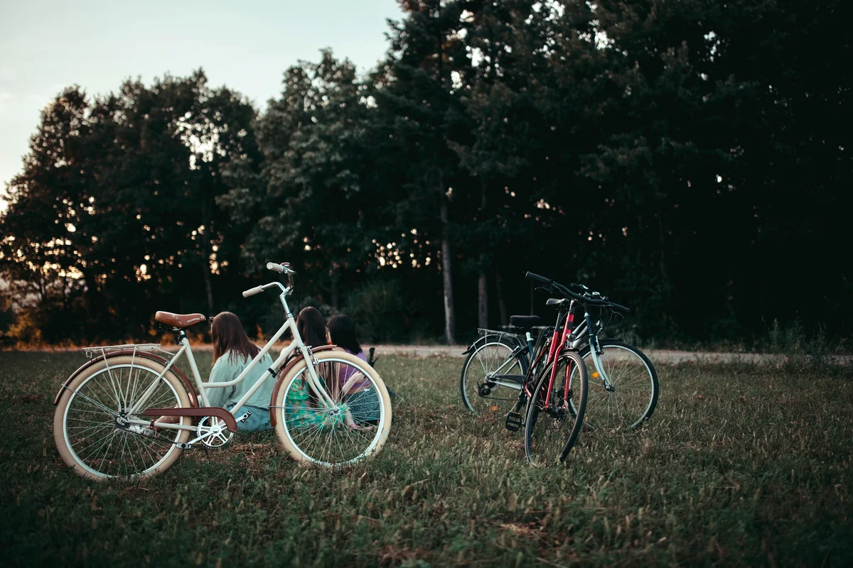 kids and retro bikes