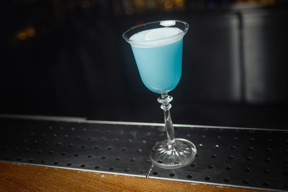 blue vodka sour