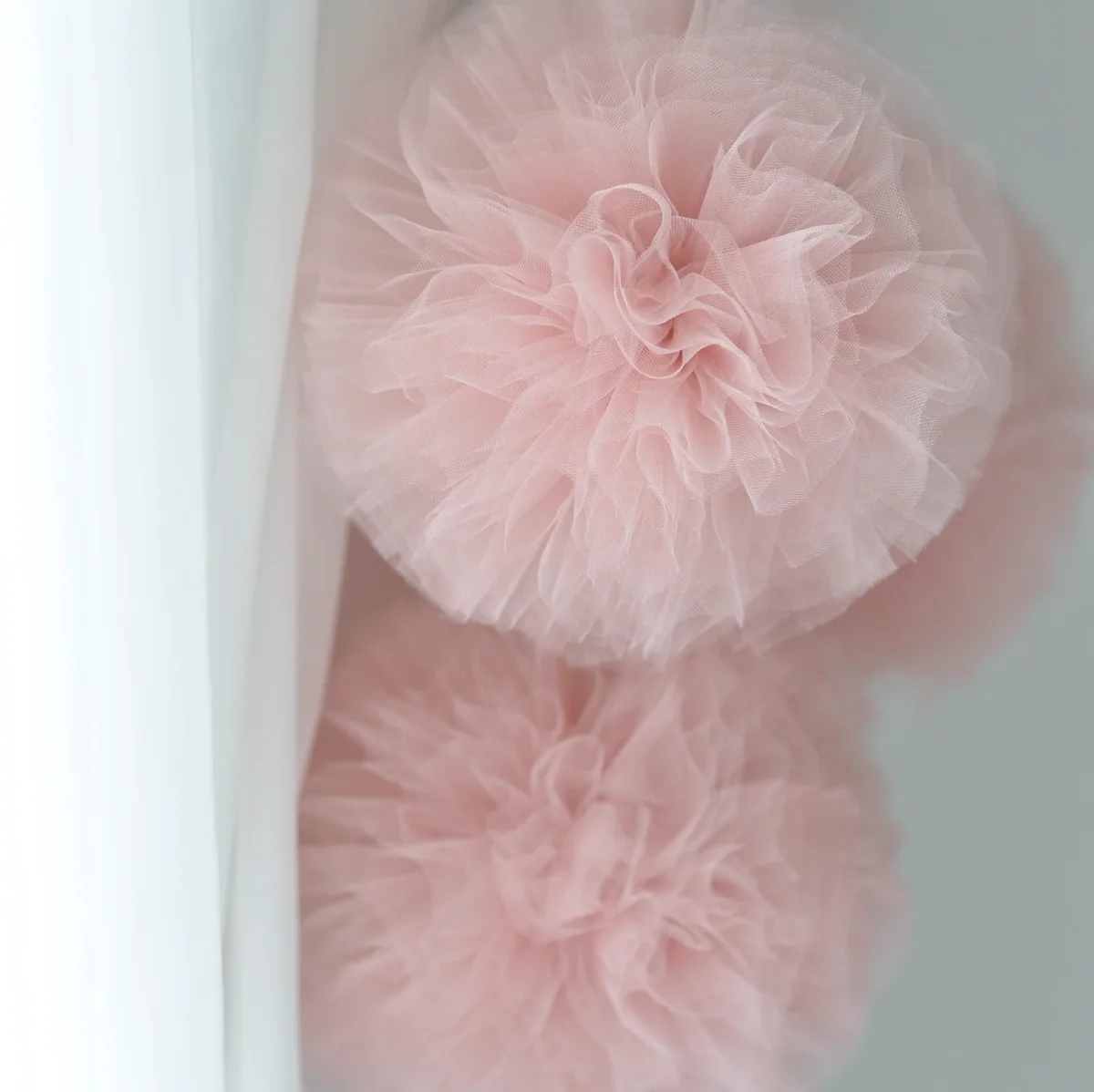 Rose gold Tulle Pom Poms pink wedding decor